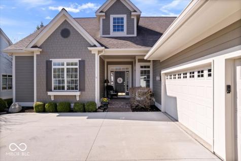 743 Hanover Close Zionsville IN 46077