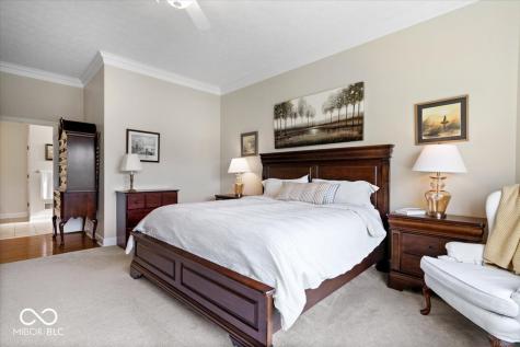 743 Hanover Close Zionsville IN 46077