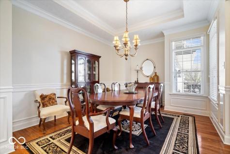 743 Hanover Close Zionsville IN 46077