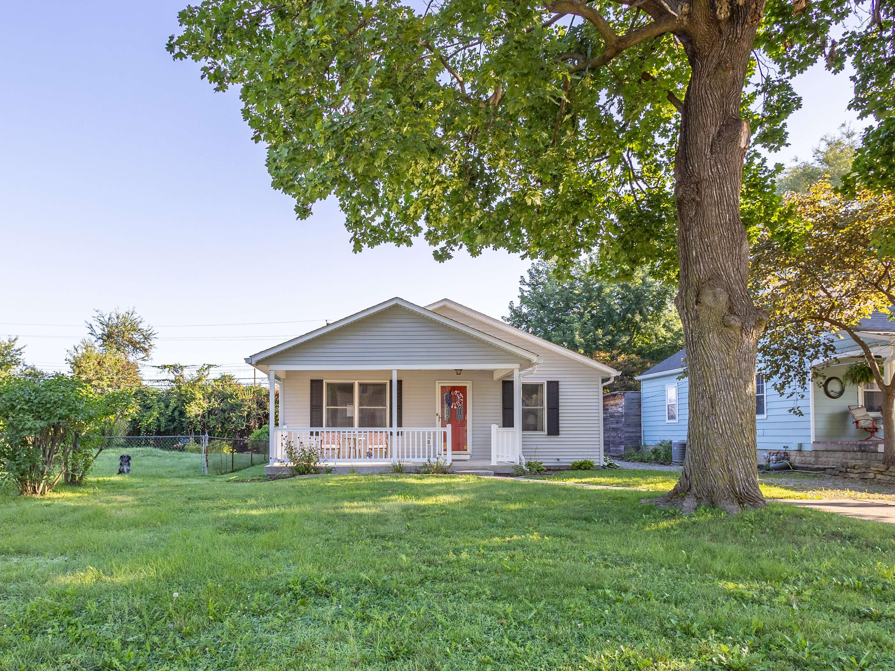 814 E Edwards Avenue Indianapolis IN 46227