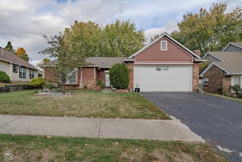 7648 Trophy Club Drive S Indianapolis IN 46214