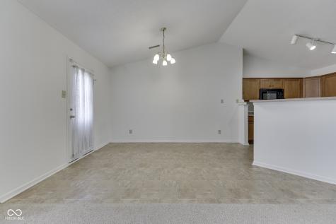 5712 Grassy Bank Drive Indianapolis IN 46237