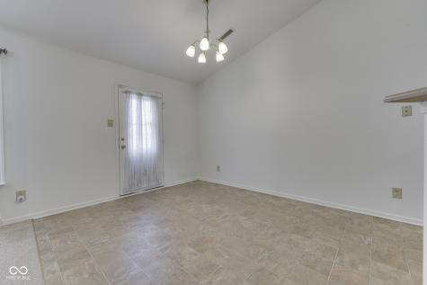 5712 Grassy Bank Drive Indianapolis IN 46237