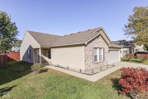 5712 Grassy Bank Drive Indianapolis IN 46237