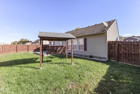 5712 Grassy Bank Drive Indianapolis IN 46237