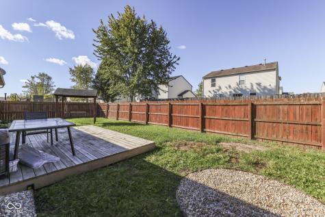5712 Grassy Bank Drive Indianapolis IN 46237