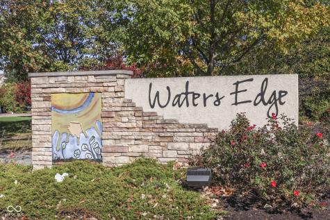 5712 Grassy Bank Drive Indianapolis IN 46237