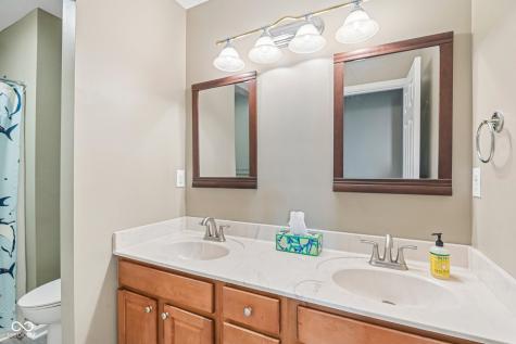 9426 Stones Ferry Way Indianapolis IN 46278