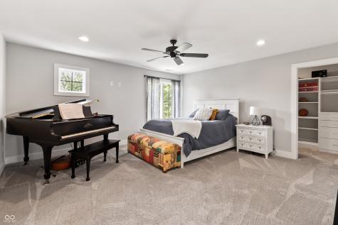 4808 Lakeview Drive Greenwood IN 46143