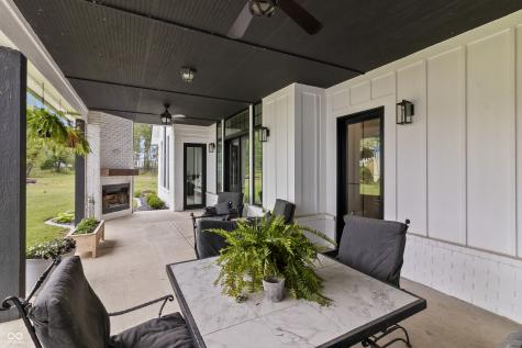 4808 Lakeview Drive Greenwood IN 46143