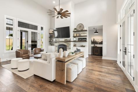 4808 Lakeview Drive Greenwood IN 46143