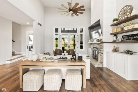 4808 Lakeview Drive Greenwood IN 46143