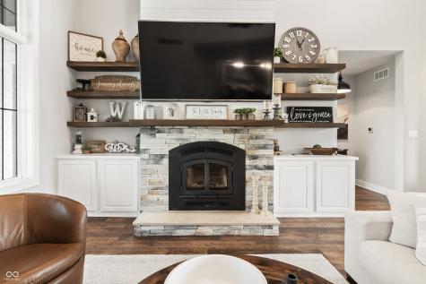 4808 Lakeview Drive Greenwood IN 46143