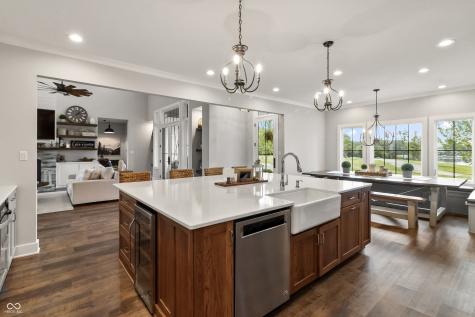 4808 Lakeview Drive Greenwood IN 46143