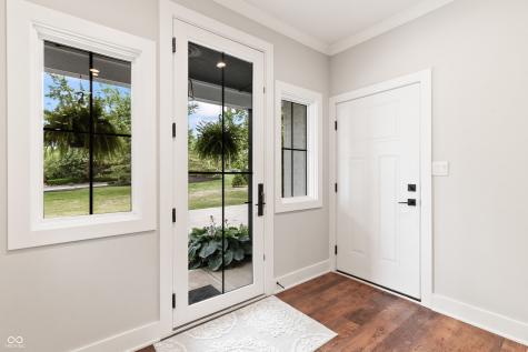 4808 Lakeview Drive Greenwood IN 46143