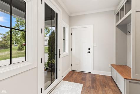 4808 Lakeview Drive Greenwood IN 46143