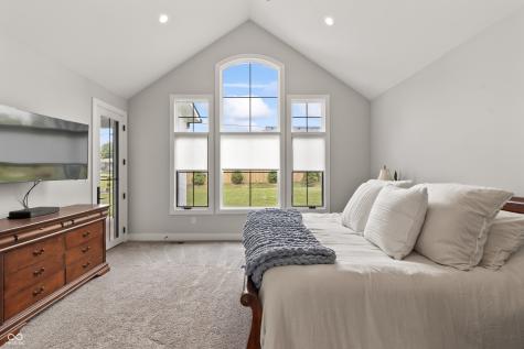 4808 Lakeview Drive Greenwood IN 46143