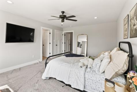 4808 Lakeview Drive Greenwood IN 46143