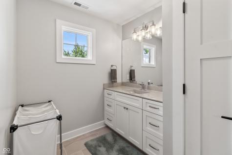 4808 Lakeview Drive Greenwood IN 46143
