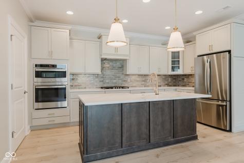 11434 Neptune Drive Fishers IN 46040