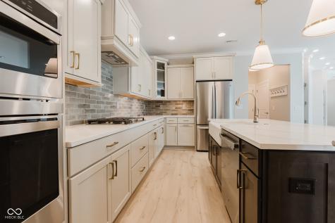 11434 Neptune Drive Fishers IN 46040