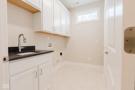 11434 Neptune Drive Fishers IN 46040