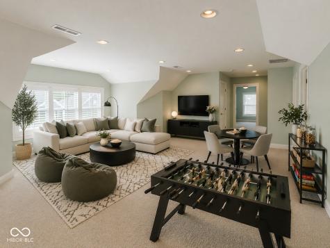 11434 Neptune Drive Fishers IN 46040