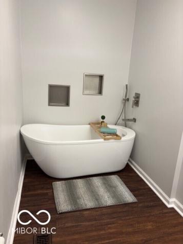 46 Granite Court Carmel IN 46032
