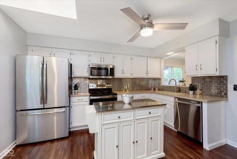 46 Granite Court Carmel IN 46032