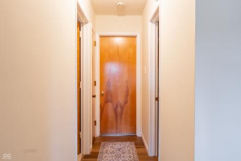 106 W Hill Valley Drive Indianapolis IN 46217