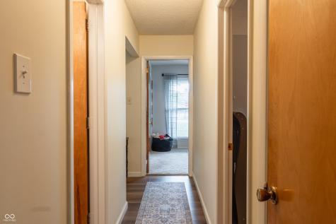 106 W Hill Valley Drive Indianapolis IN 46217