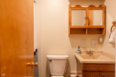 106 W Hill Valley Drive Indianapolis IN 46217