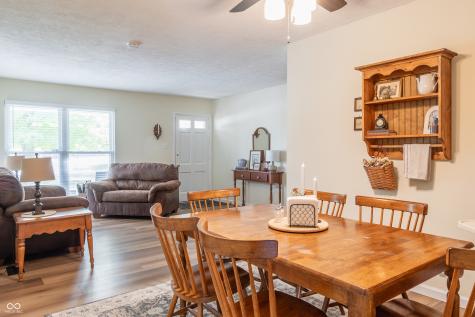 106 W Hill Valley Drive Indianapolis IN 46217