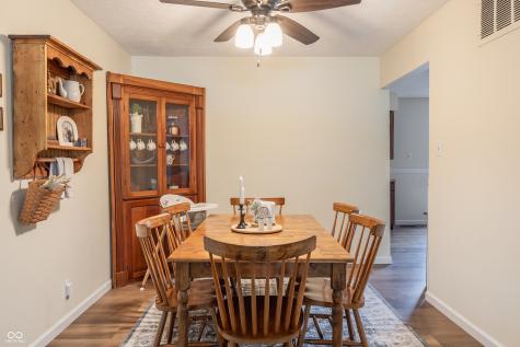 106 W Hill Valley Drive Indianapolis IN 46217