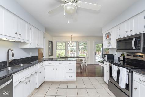 7247 Dean Road Indianapolis IN 46240
