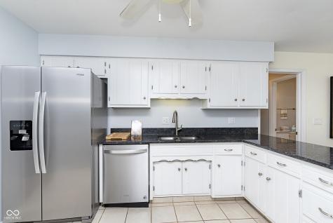 7247 Dean Road Indianapolis IN 46240