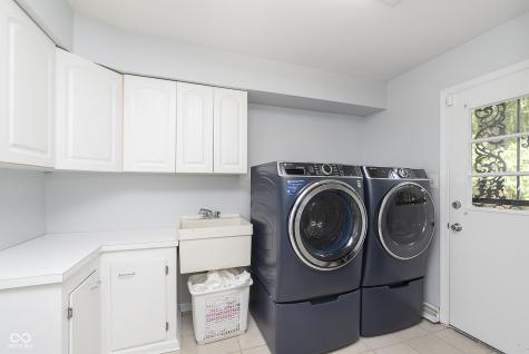 7247 Dean Road Indianapolis IN 46240