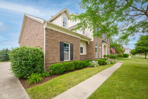 9199 Brookstone Place Zionsville IN 46077