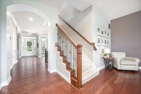 9199 Brookstone Place Zionsville IN 46077