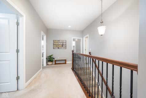 9199 Brookstone Place Zionsville IN 46077