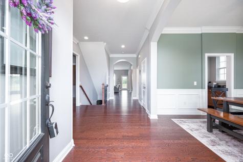 9199 Brookstone Place Zionsville IN 46077