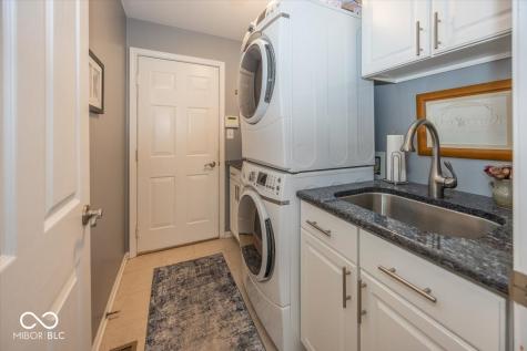 12422 Brean Way Fishers IN 46037