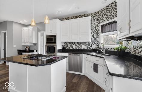 6177 W Broken Arrow Court New Palestine IN 46163