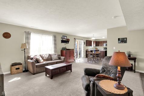 109 N Raymond Avenue Trafalgar IN 46181