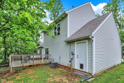 2210 S Laurelwood Circle Bloomington IN 47401