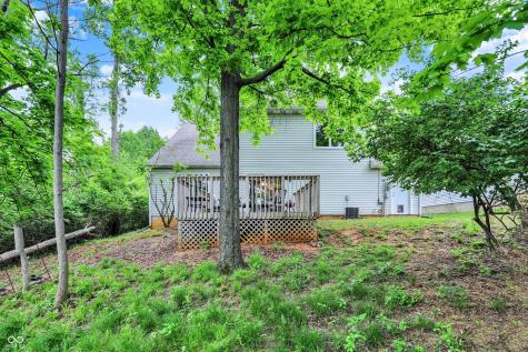 2210 S Laurelwood Circle Bloomington IN 47401