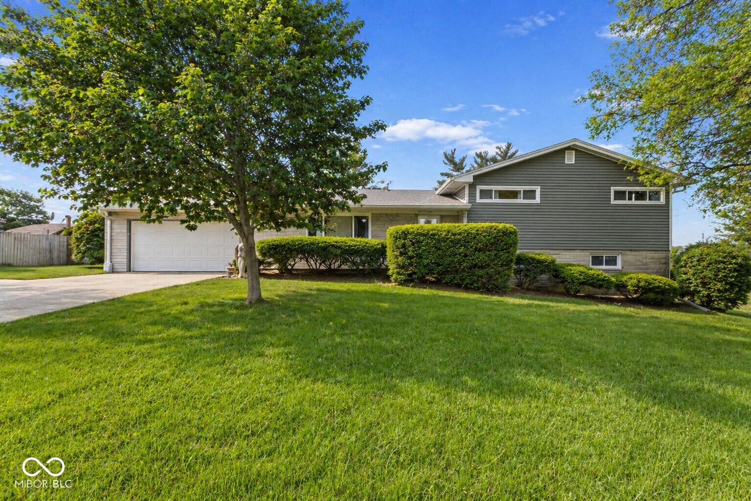 2195 Brewer Drive Indianapolis IN 46227