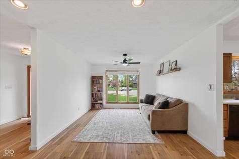5021 Tudor Circle Carmel IN 46033