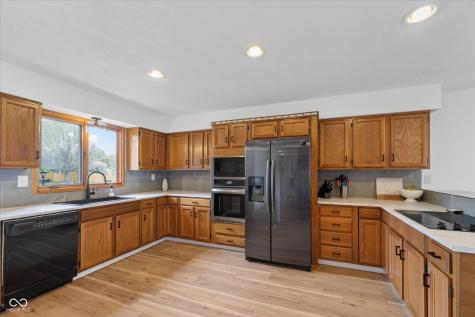 5021 Tudor Circle Carmel IN 46033