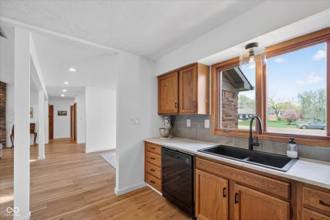5021 Tudor Circle Carmel IN 46033
